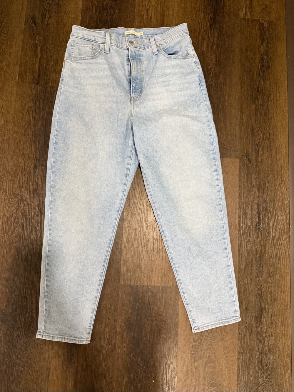 Levi's Light Blue High Waisted Mom Jean